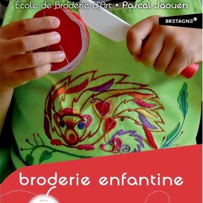 Broderies enfantines